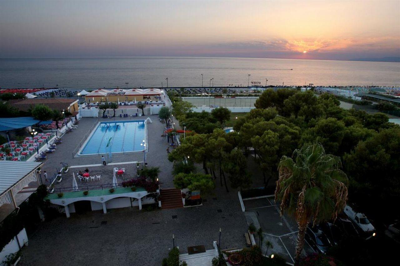 Hotel Santa Caterina Village Club Scalea Esterno foto